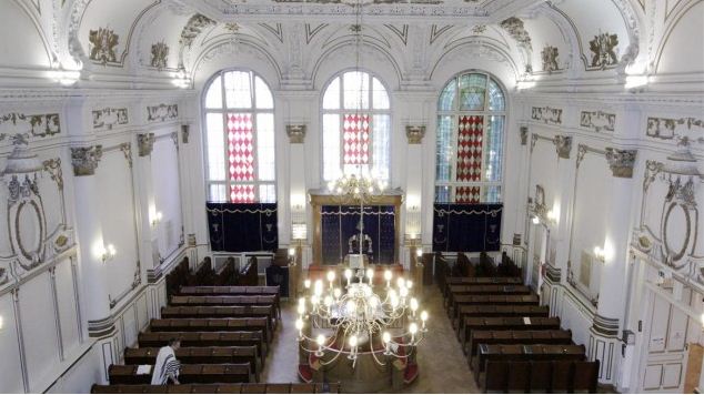 Saal der Joachimsthaler Synagoge im Tageslicht